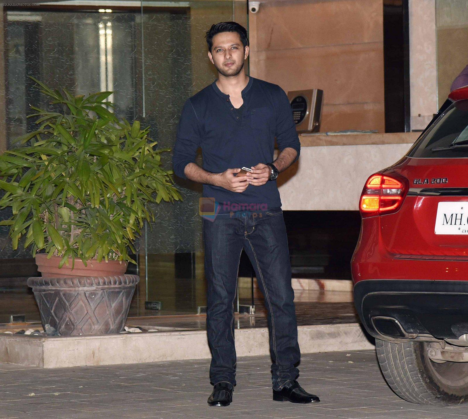 Vatsal Seth at Arpita Khan anniversary bash in Mumbai on 17th Nov 2016