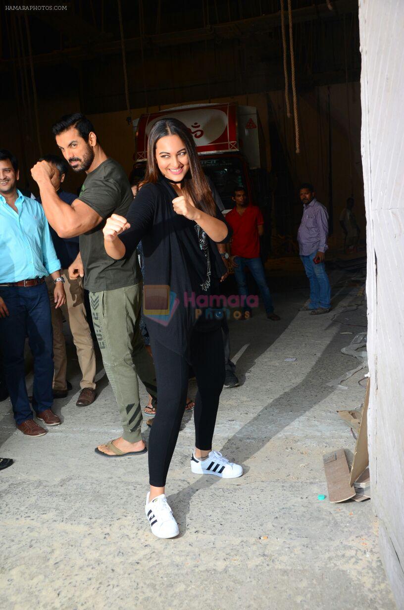 Sonakshi Sinha, John Abraham at Force 2 photo shoot in Mumbai on 17th Nov 2016