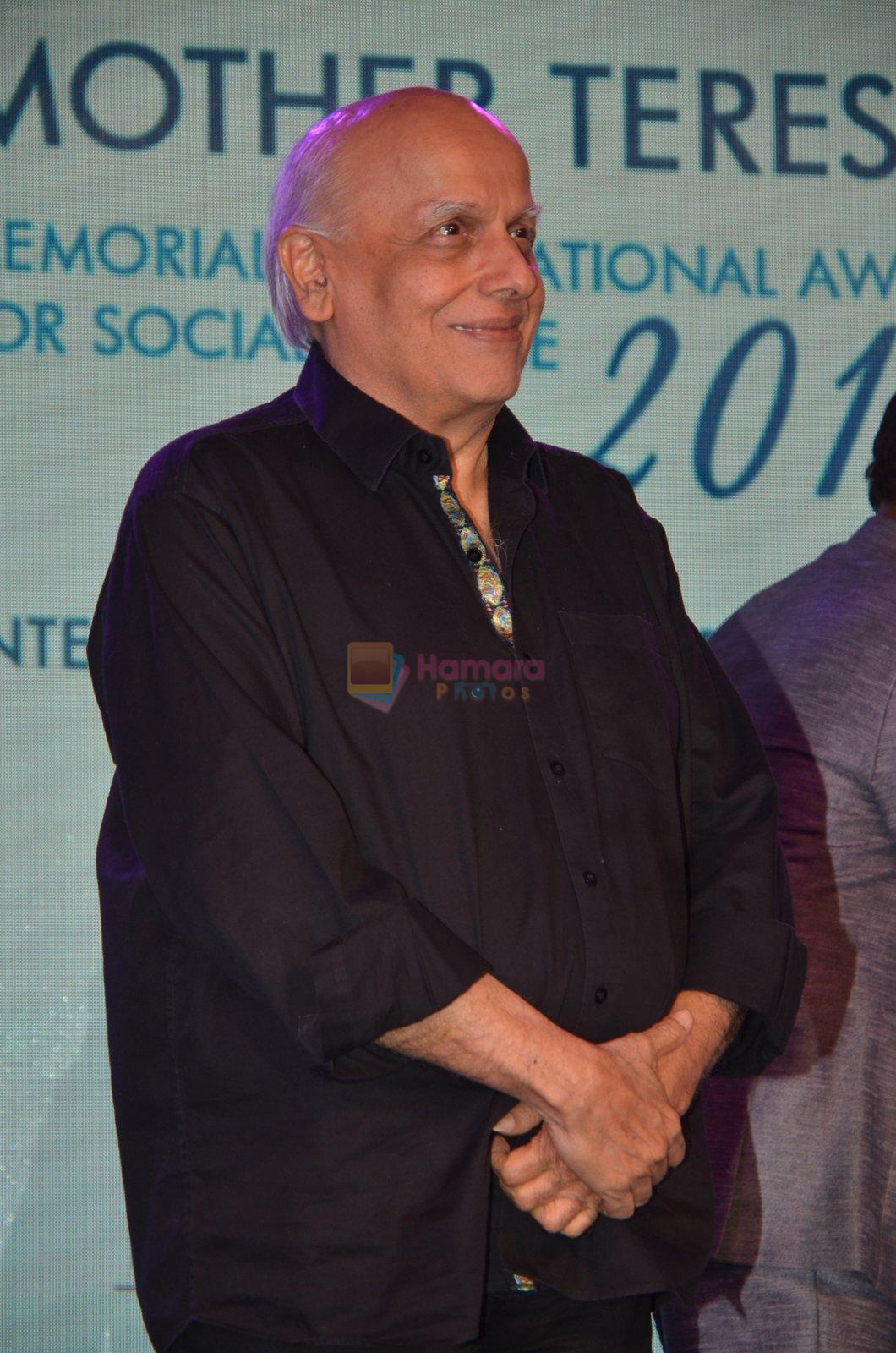 Mahesh Bhatt graces Mother Teresa Memorial International Awards on 20th Nov 2016