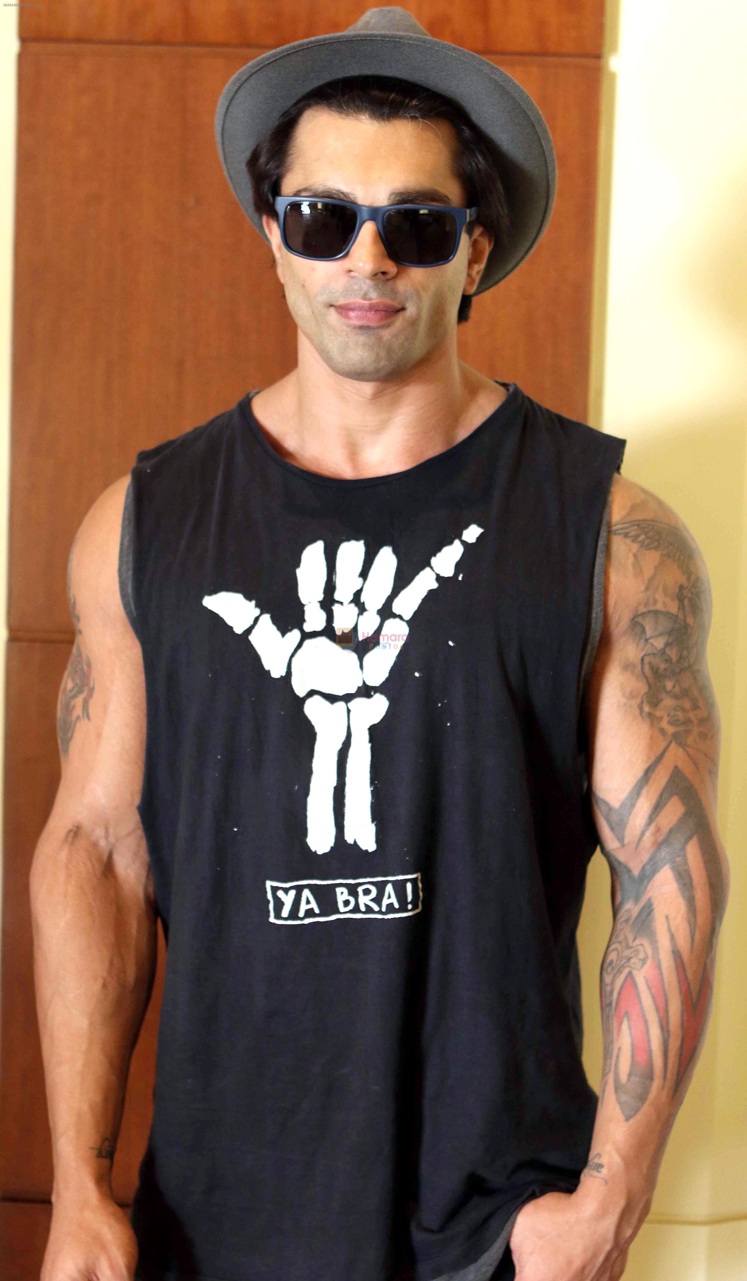 Karan Singh Grover1