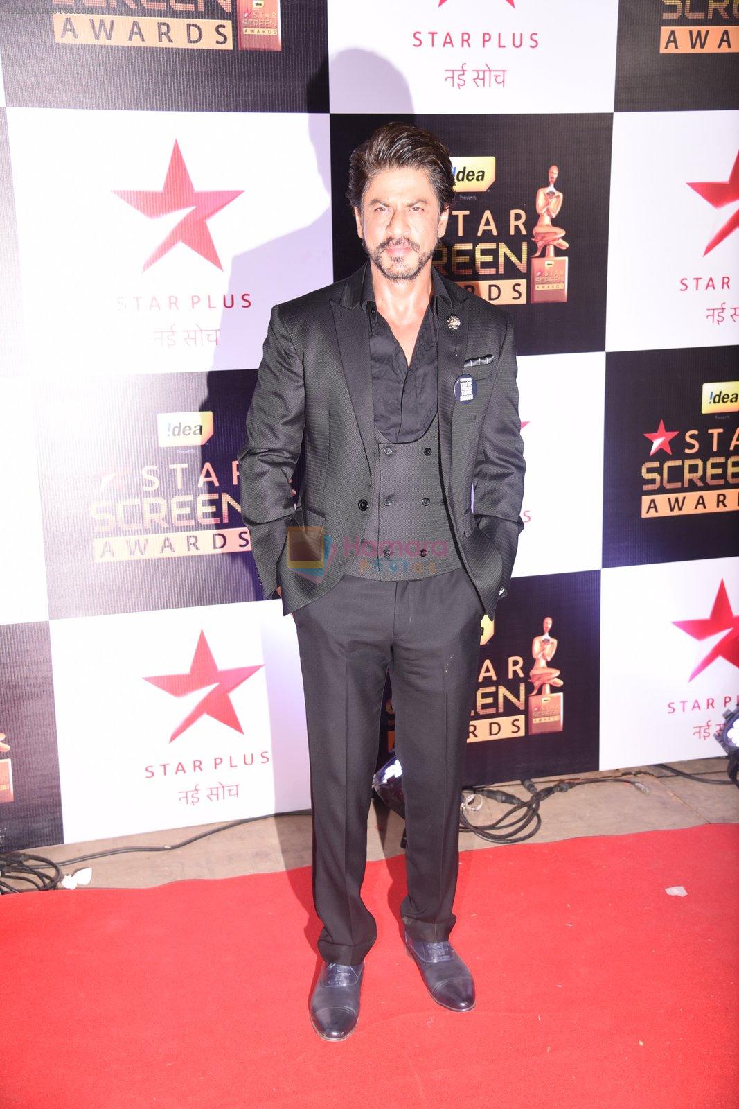 Shahrukh Khan at 22nd Star Screen Awards 2016 on 4th Dec 2016