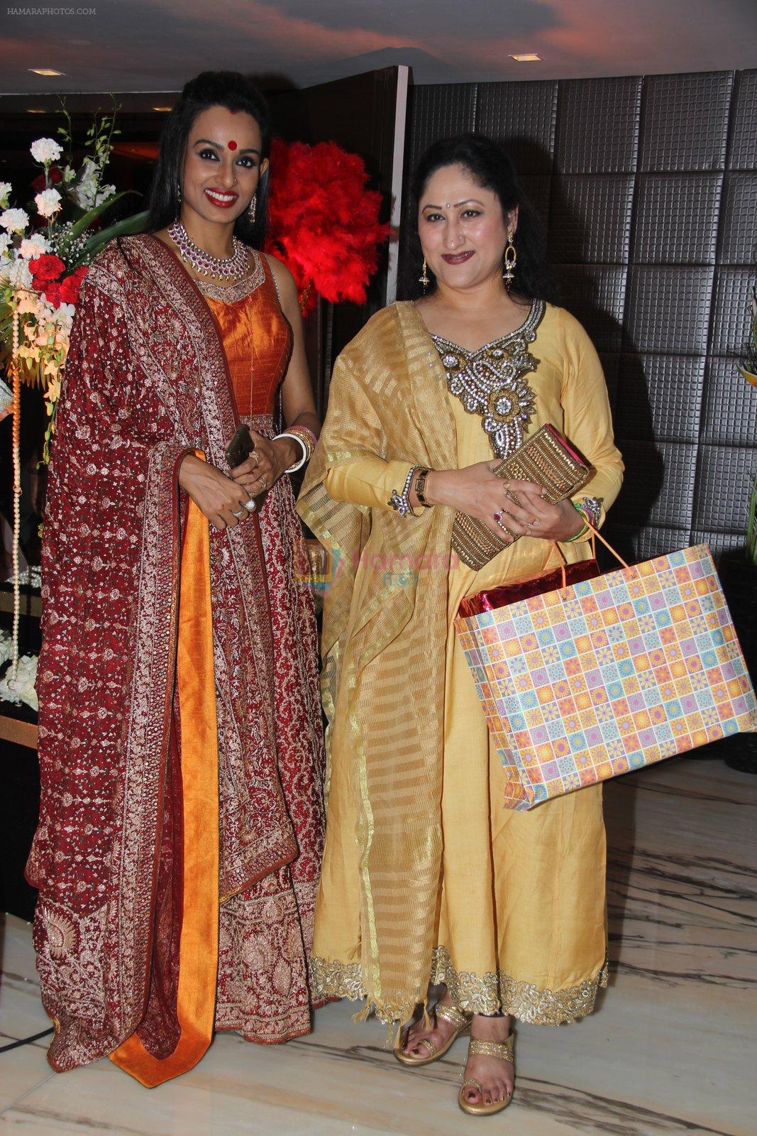 Jayati Bhatia at Aman Verma's wedding reception on 14th Dec 2016