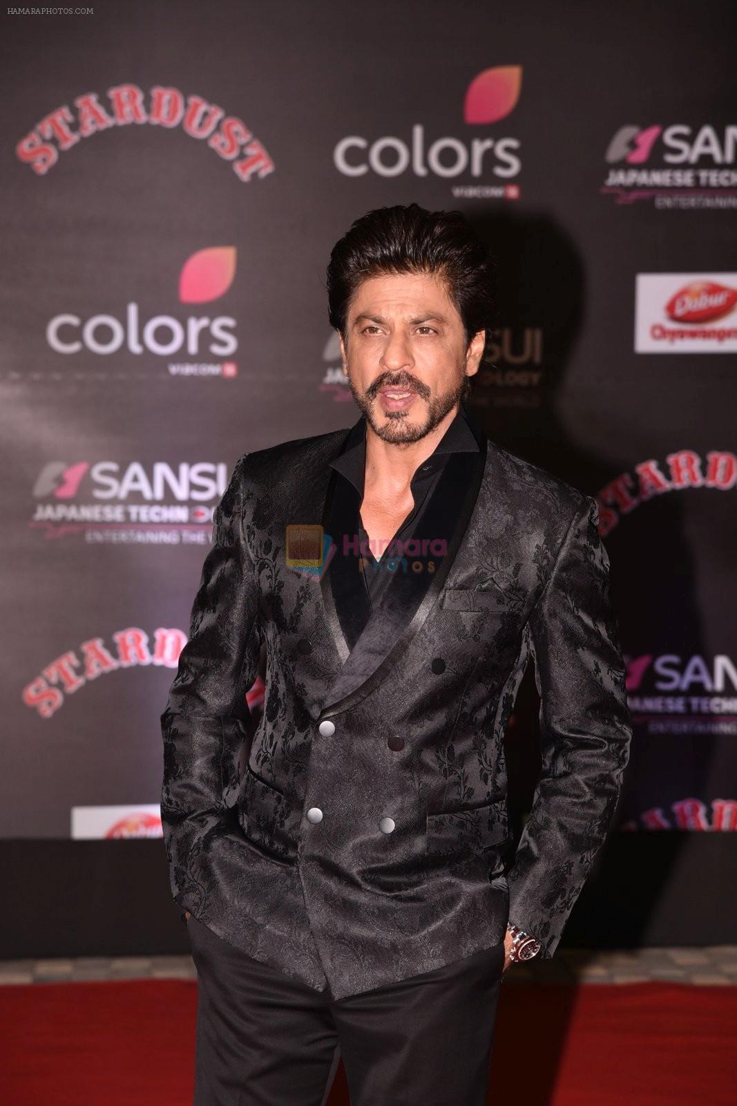 Shahrukh Khan at 14th Sansui COLORS Stardust Awards on 19th Dec 2016