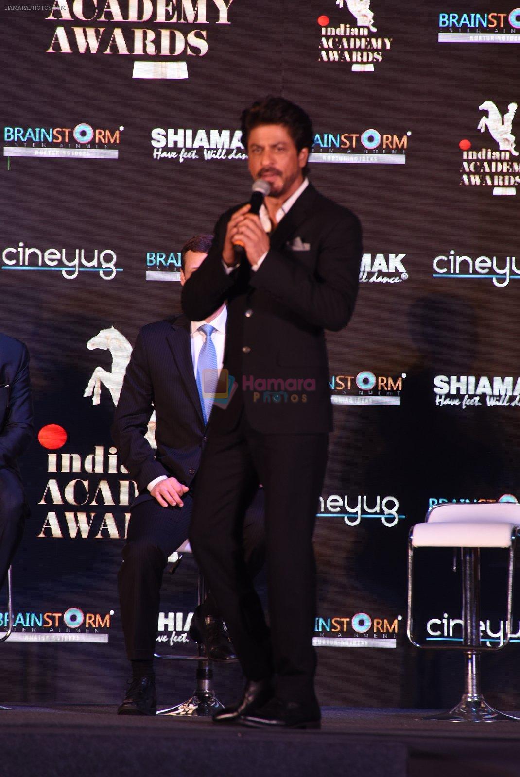 Shah Rukh Khan at a press meet to announce Indian Academy Awards on 21st Dec 2016