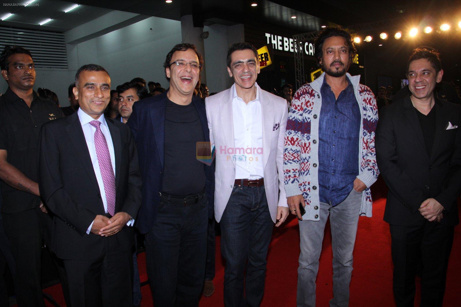 Vidhu Vinod Chopra at XXX Premiere on 12th Jan 2017