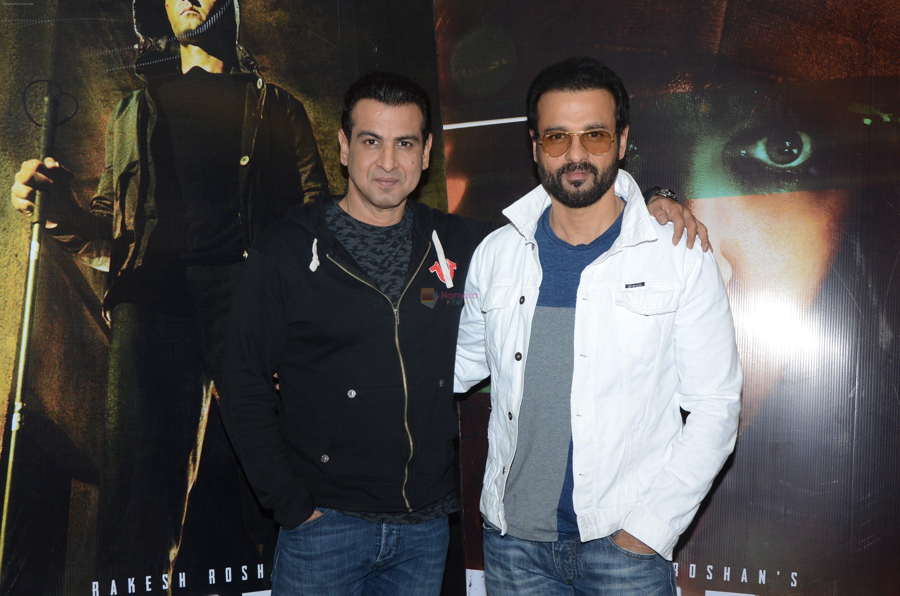 Rohit Roy, Ronit Roy at Kaabil interviews on 13th Jan 2017