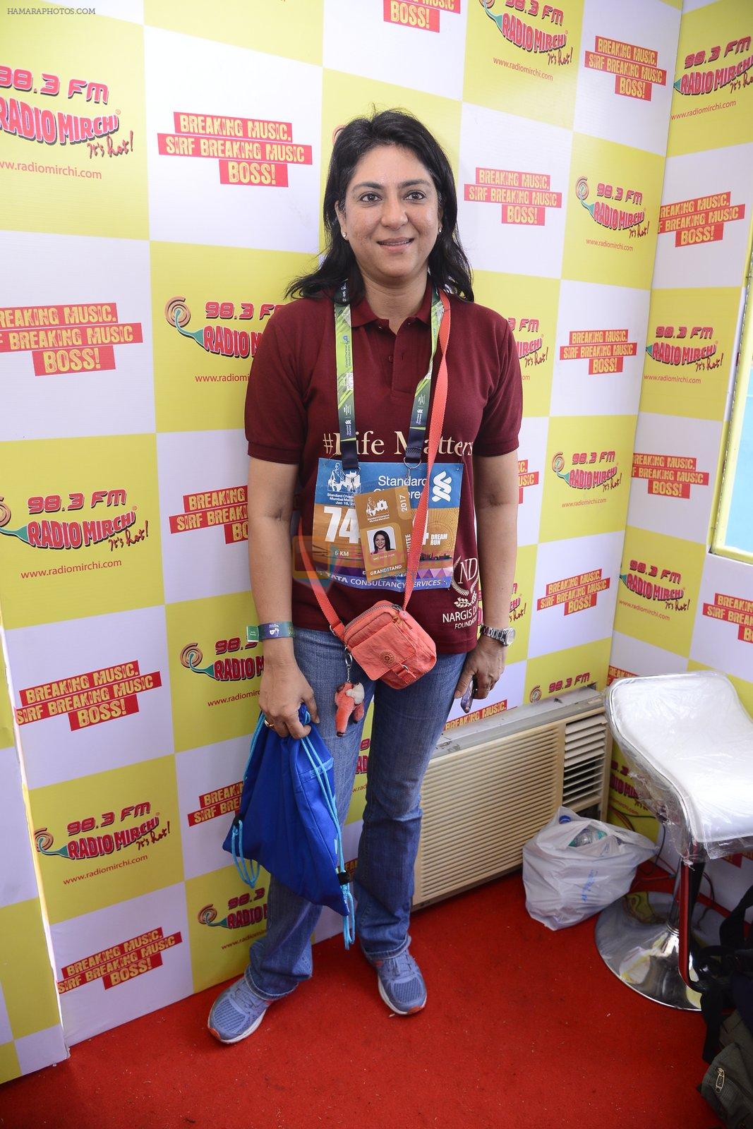Priya Dutt at Mumbai Marathon Event in Mumbai on 15th Jan 2017