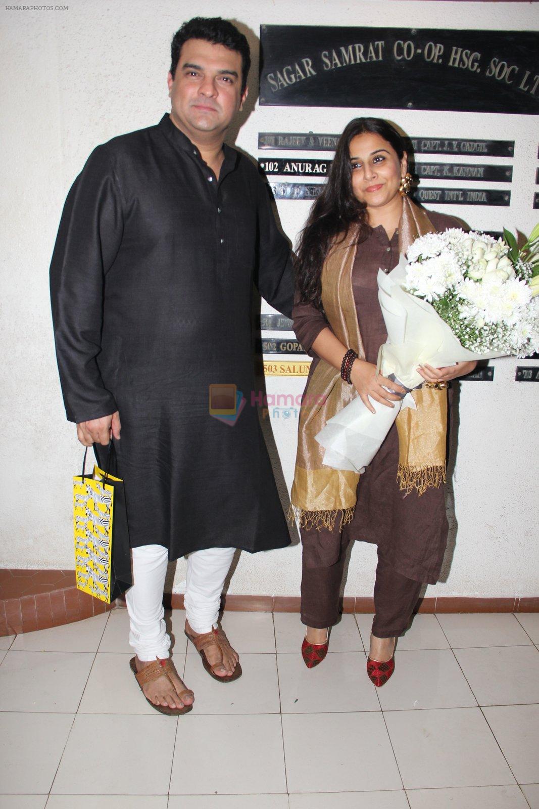 Vidya Balan, Siddharth Roy Kapoor at Javed Akhtar's birthday on 17th Jan 2017