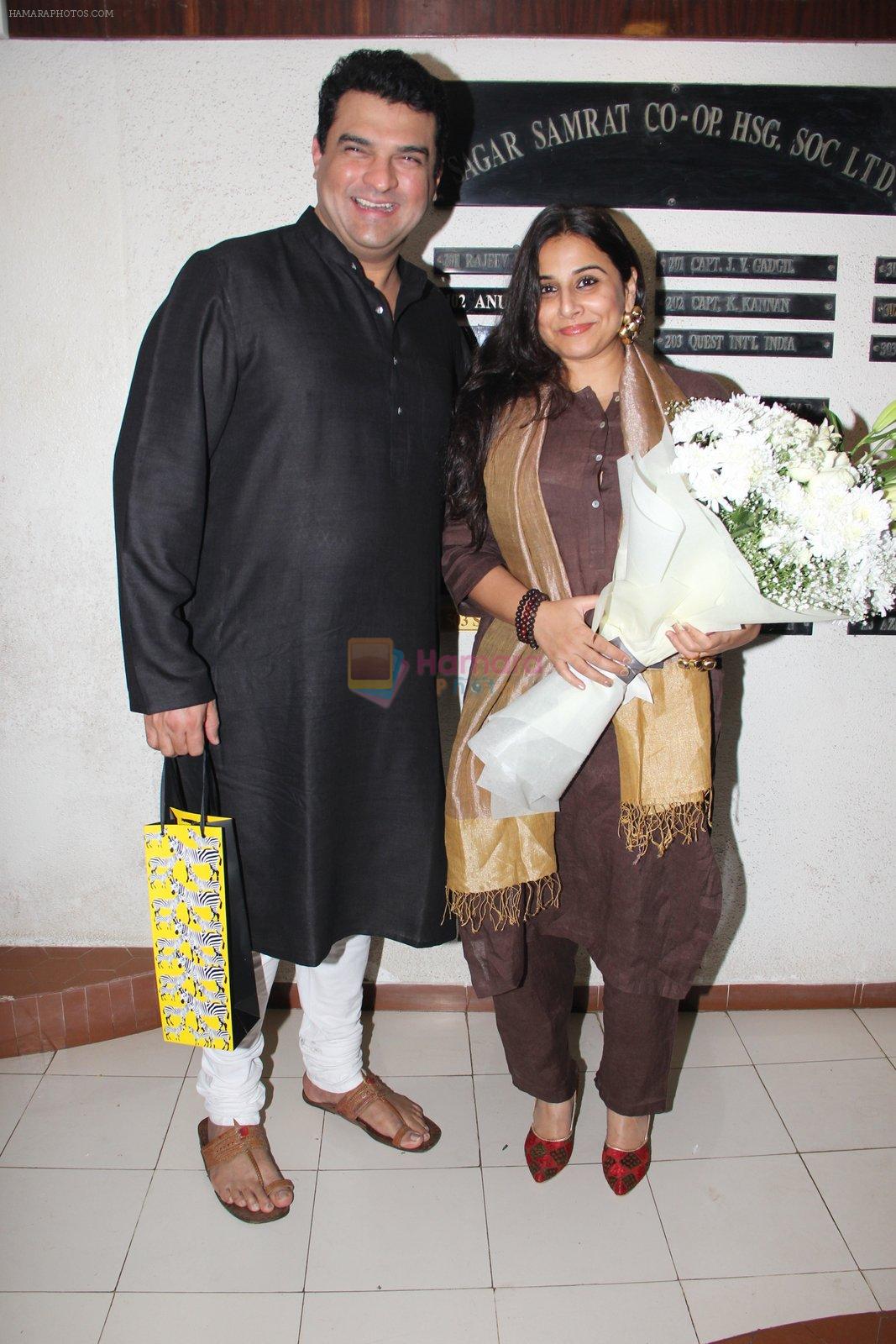 Vidya Balan, Siddharth Roy Kapoor at Javed Akhtar's birthday on 17th Jan 2017