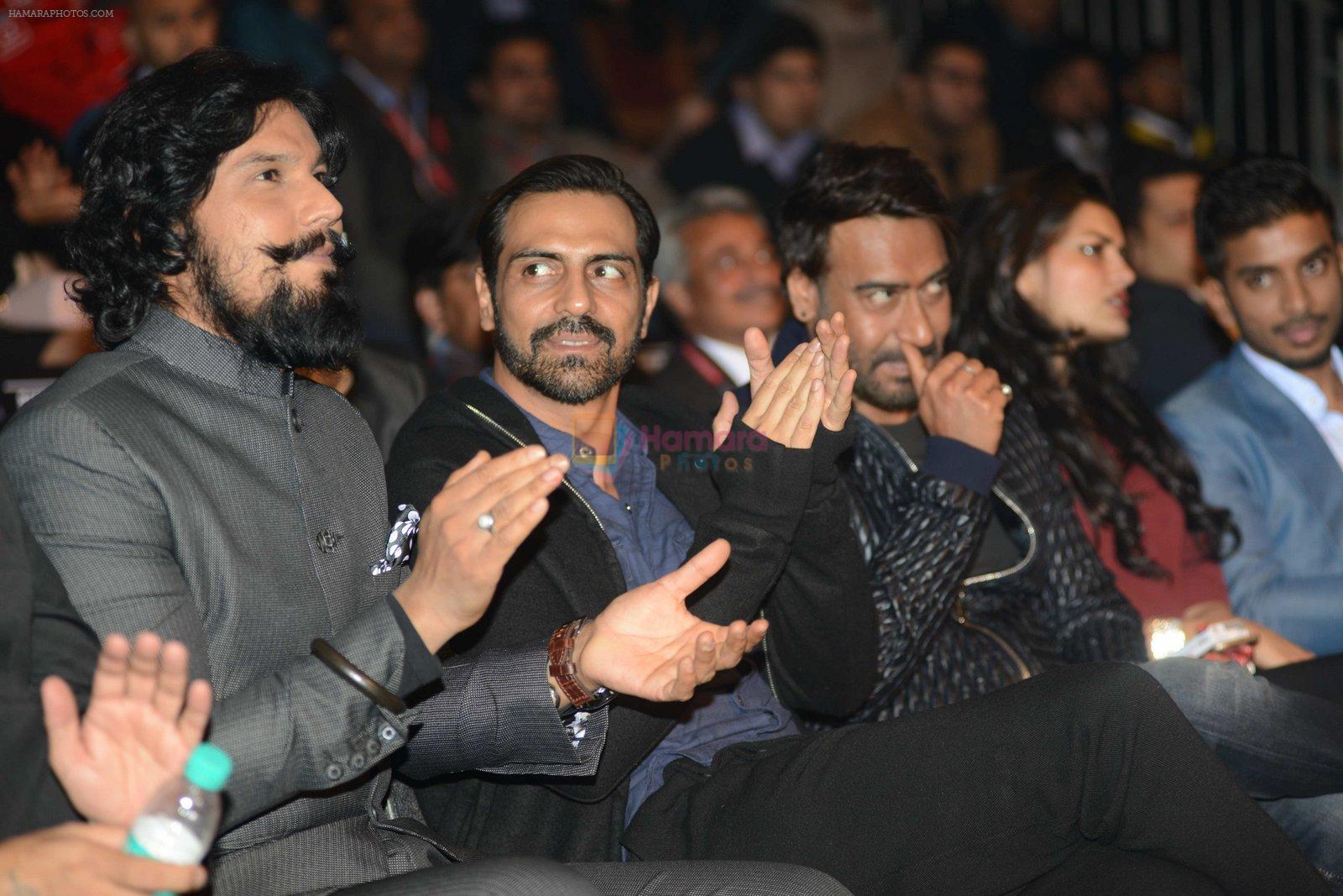 Randeep Hooda, Ajay Devgan, Arjun Rampal at Super Fight league press meet on 19th Jan 2017