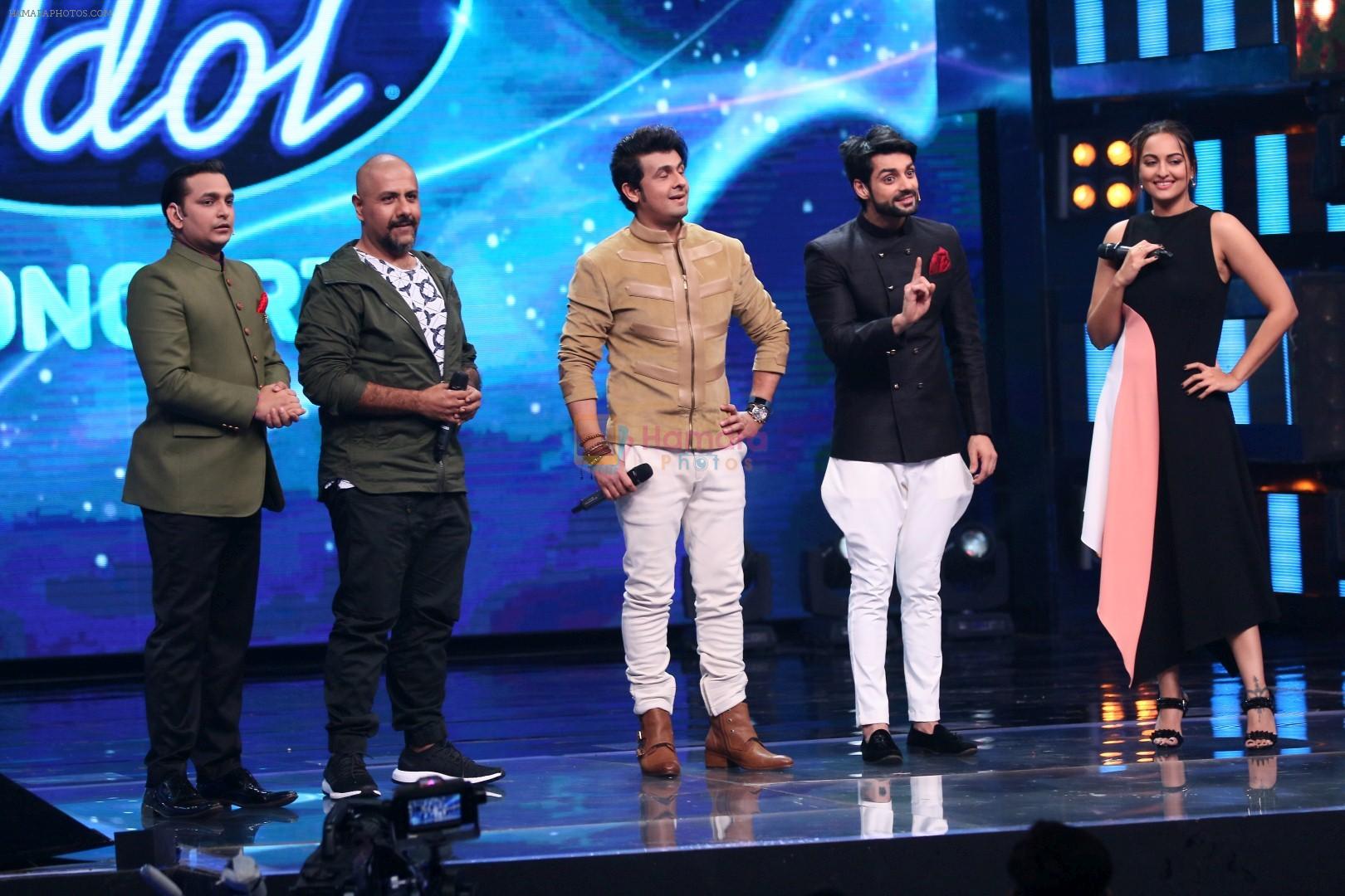 Sonakshi Sinha on th Sets Of Indian Idol to Promote Film Noor on 22nd March 2017