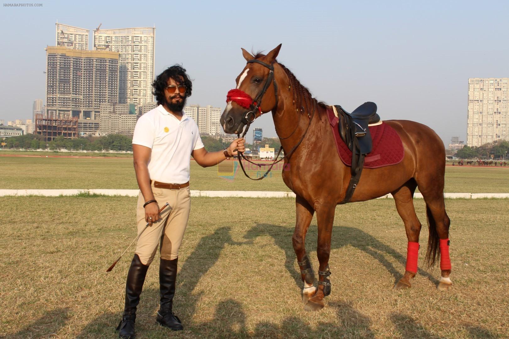 Randeep Hooda Is Show Jumping At Race Cource on 24th March 2017
