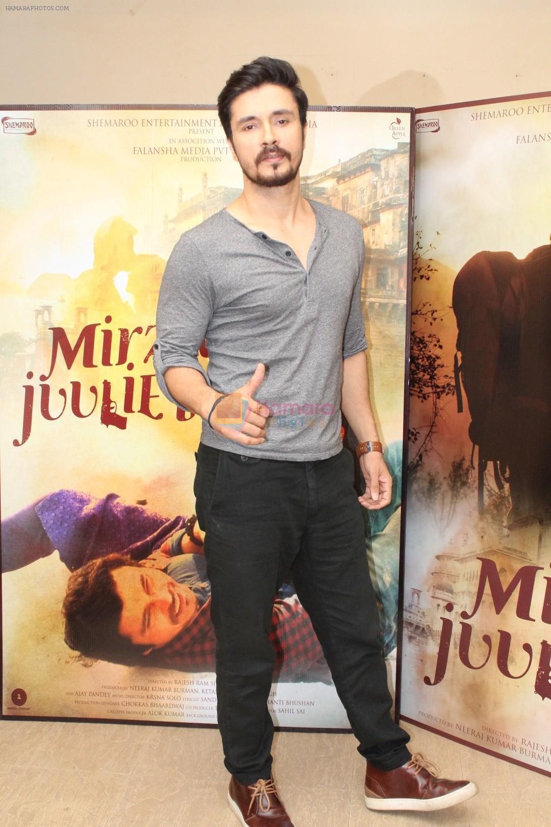 Darshan Kumaar at the promotional Interview of Mirza Juuliet on 25th March 2017