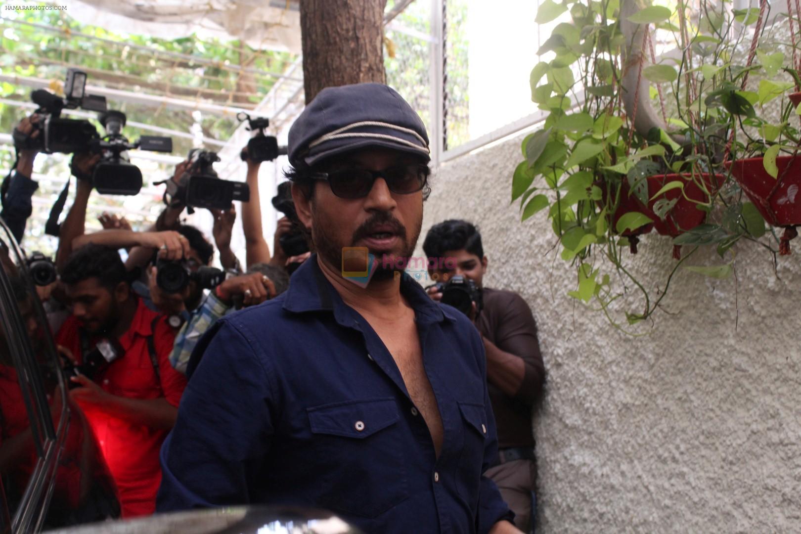 Irrfan Khan Spotted at Sunny Super Sound on 30th March 2017