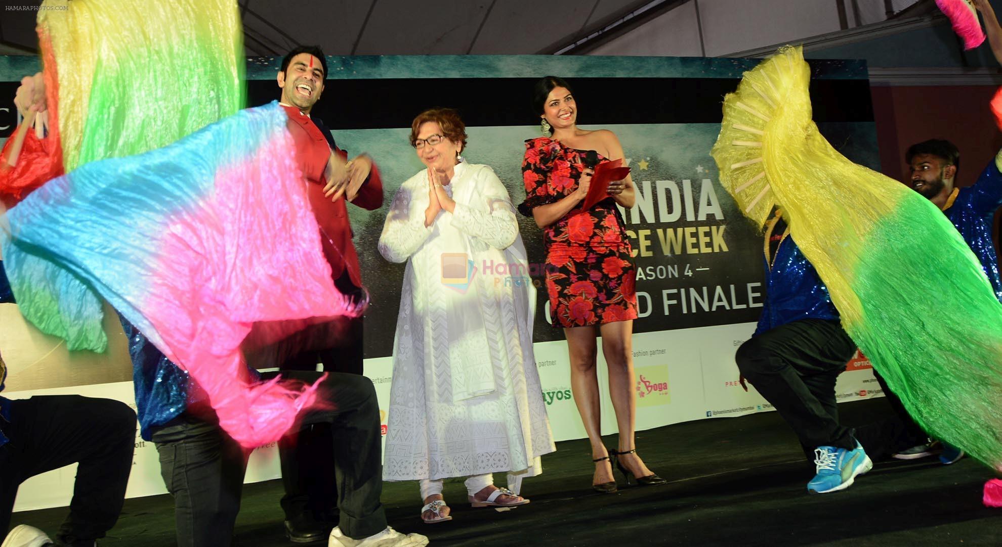 Helen inaugurates 4th edition of India Dance Week hosted by Sandip Soparrkar