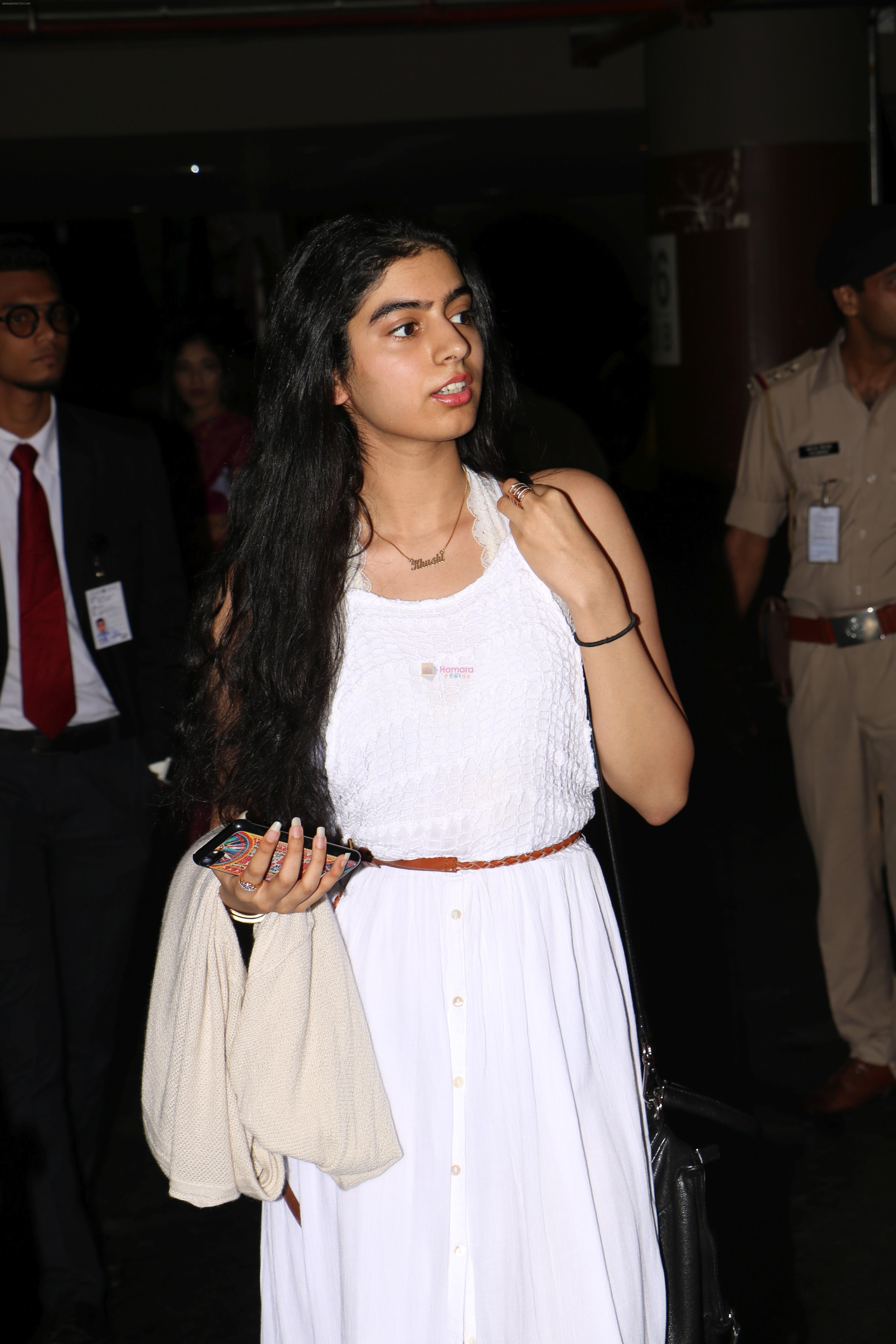 Khushi Kapoor Spotted At Airport on 29th May 2017