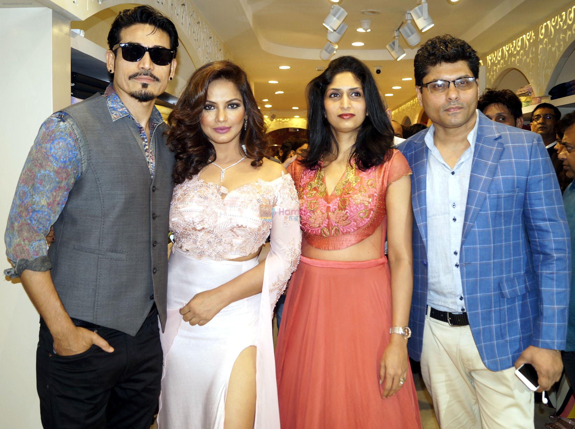 Neetu Chandra And Shahwar Ali with Libas Riyaz and Reshma Gangji at the Launch of  The 11th Store Of Libas Riyaz And Reshma Gangji on 9th June 2017