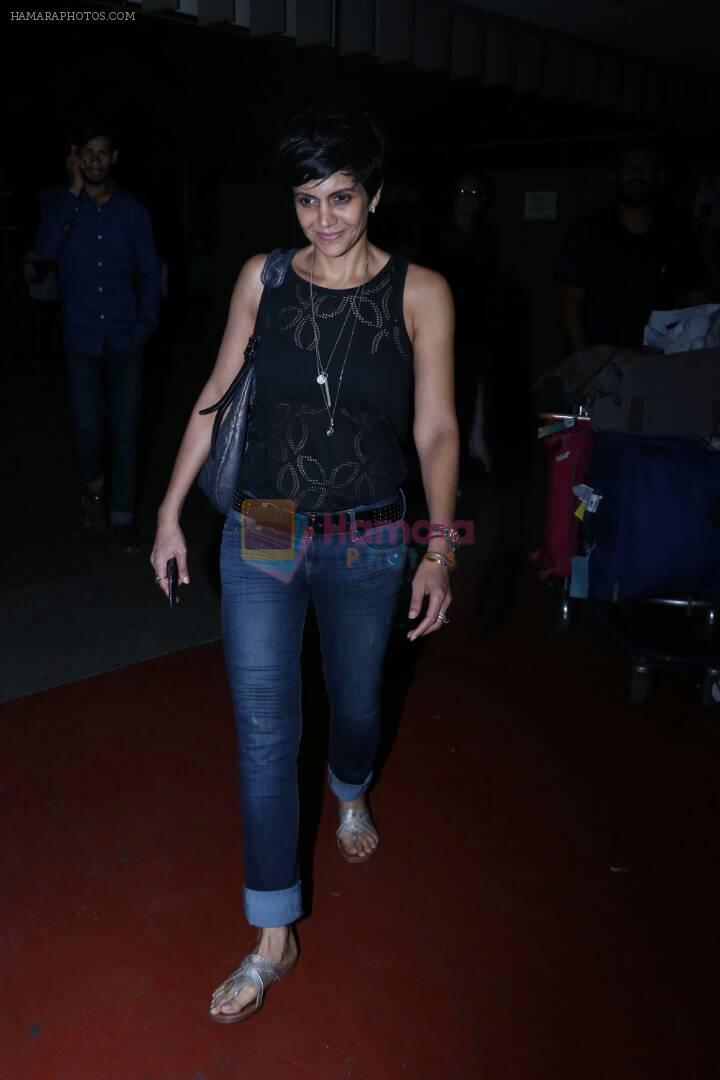 Mandira Bedi at the airport on 10th June 2017