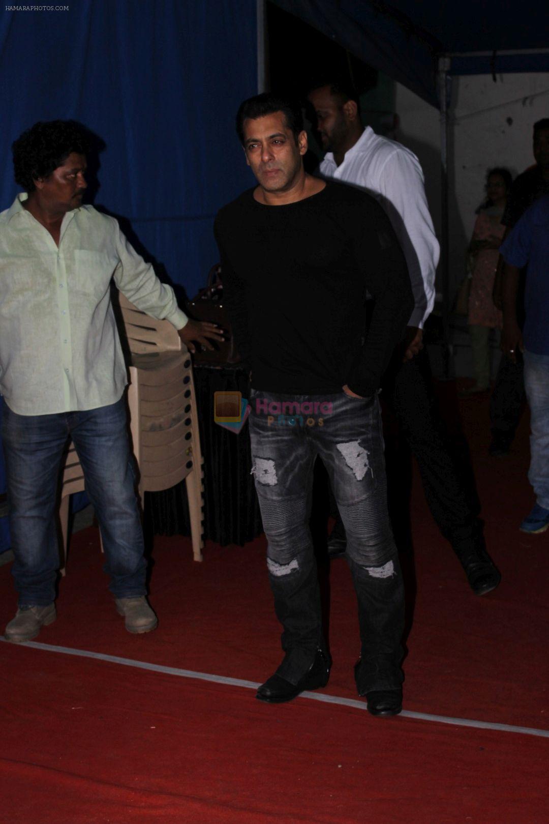 Salman Khan Spotted At Mehboob Studio For Film Promotion Of Tubelight