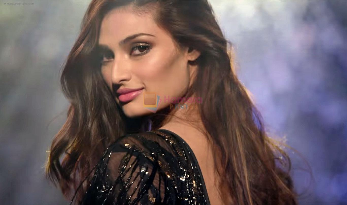 Athiya Shetty in Film Mubarakan