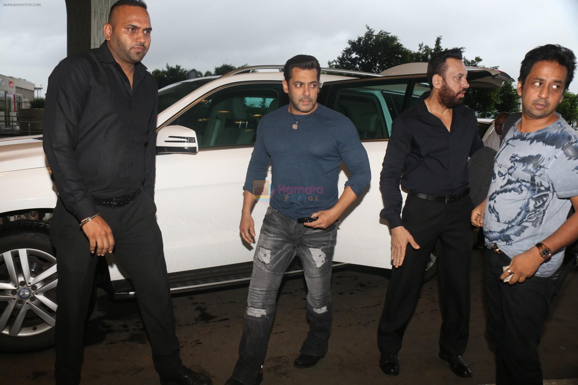 Salman Khan Spotted At Airport on 2nd July 2017
