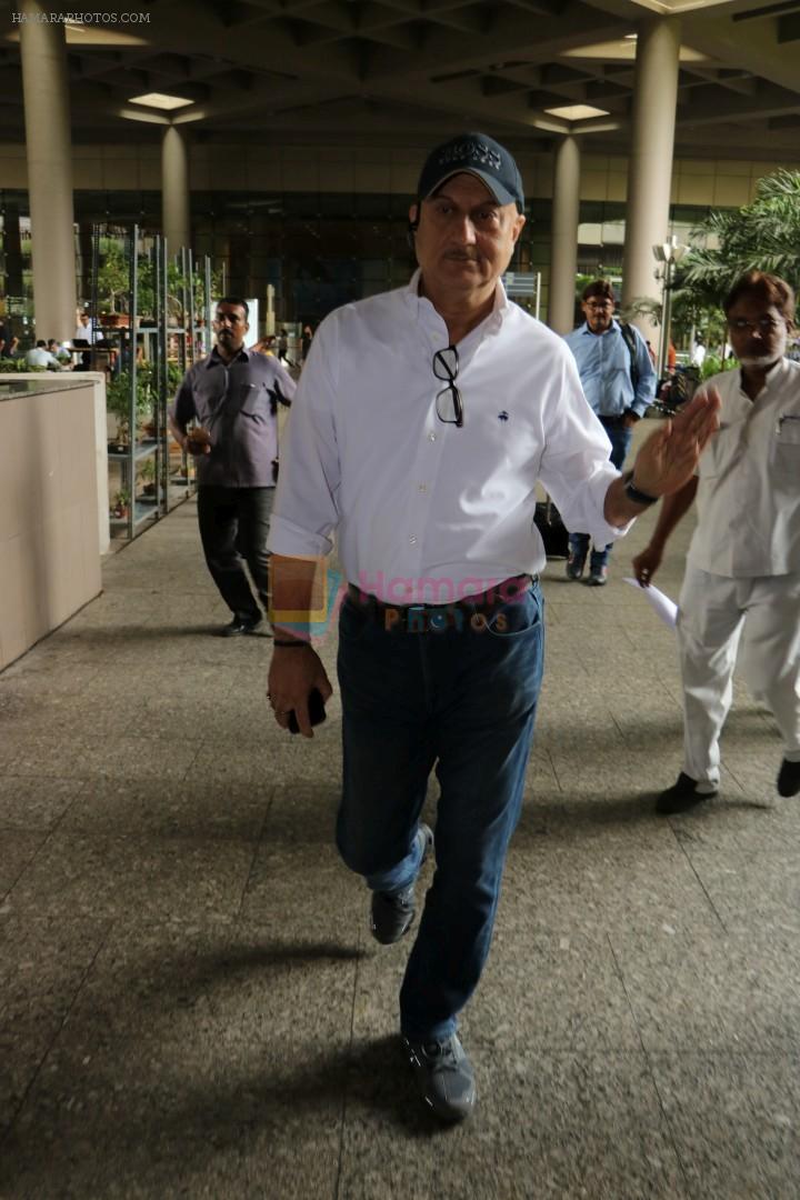 Anupam Kher Spotted At Airport on 5th July 2017
