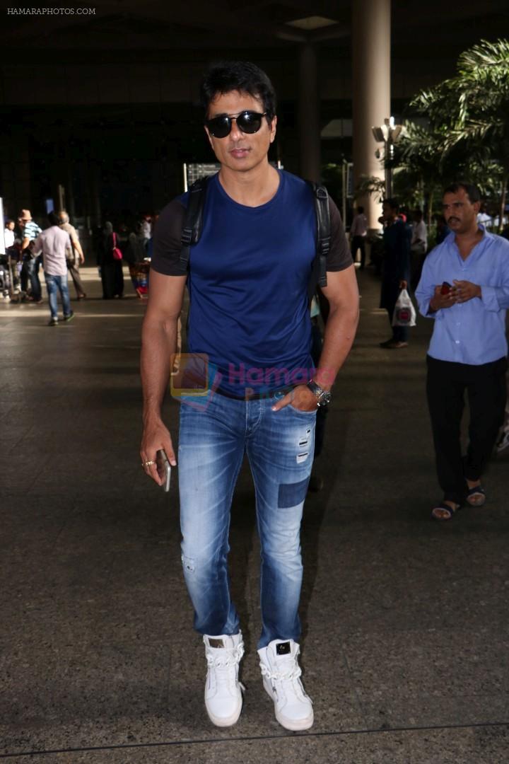 Sonu Sood Spotted At Airport on 8th July 2017