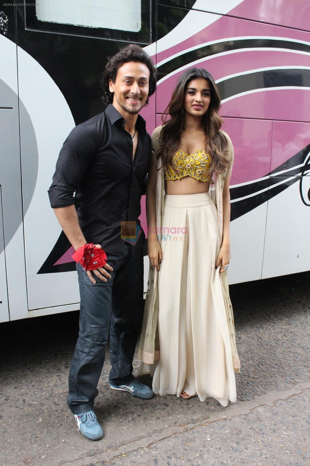 Tiger Shroff, Nidhhi Agerwal spotted promoting Munna Michael in Filmistaan on 10th July 2017