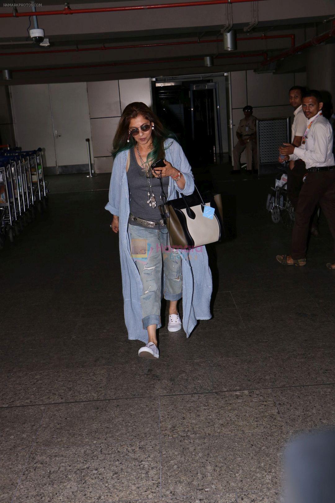 Dimple Kapadia spotted at the Airport on 10th July 2017