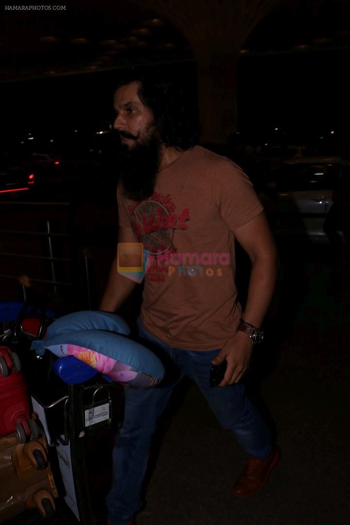 Randeep Hooda Spotted At Airport on 11th July 2017