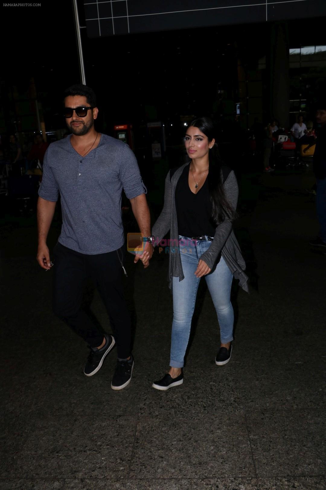 Aftab Shivdasani & His Wife Nin Dusanj Spotted At Airport Returns From IIFA on 18th July 2017