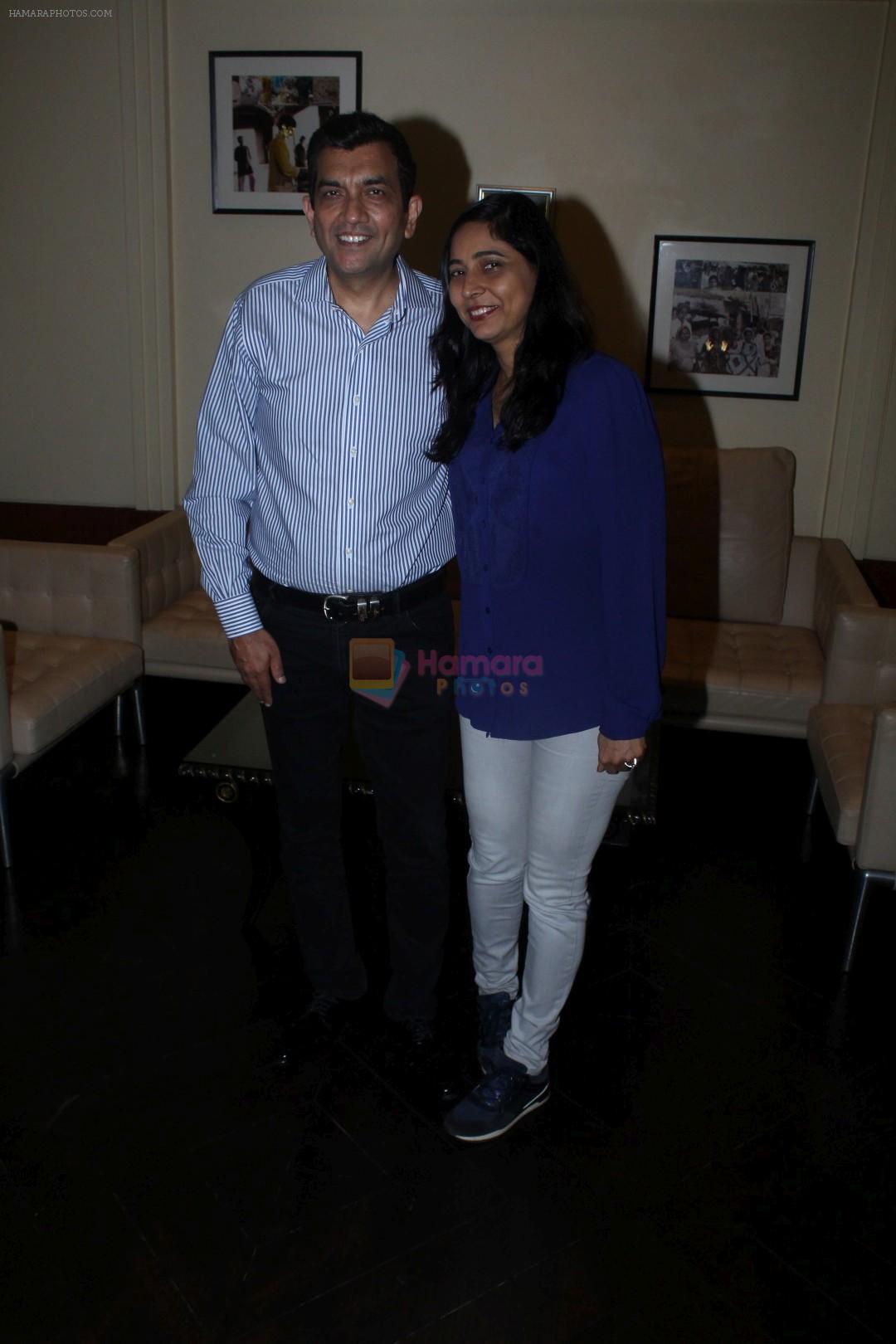Sanjeev Kapoor Spotted At JW Marriott on 19th July 2017