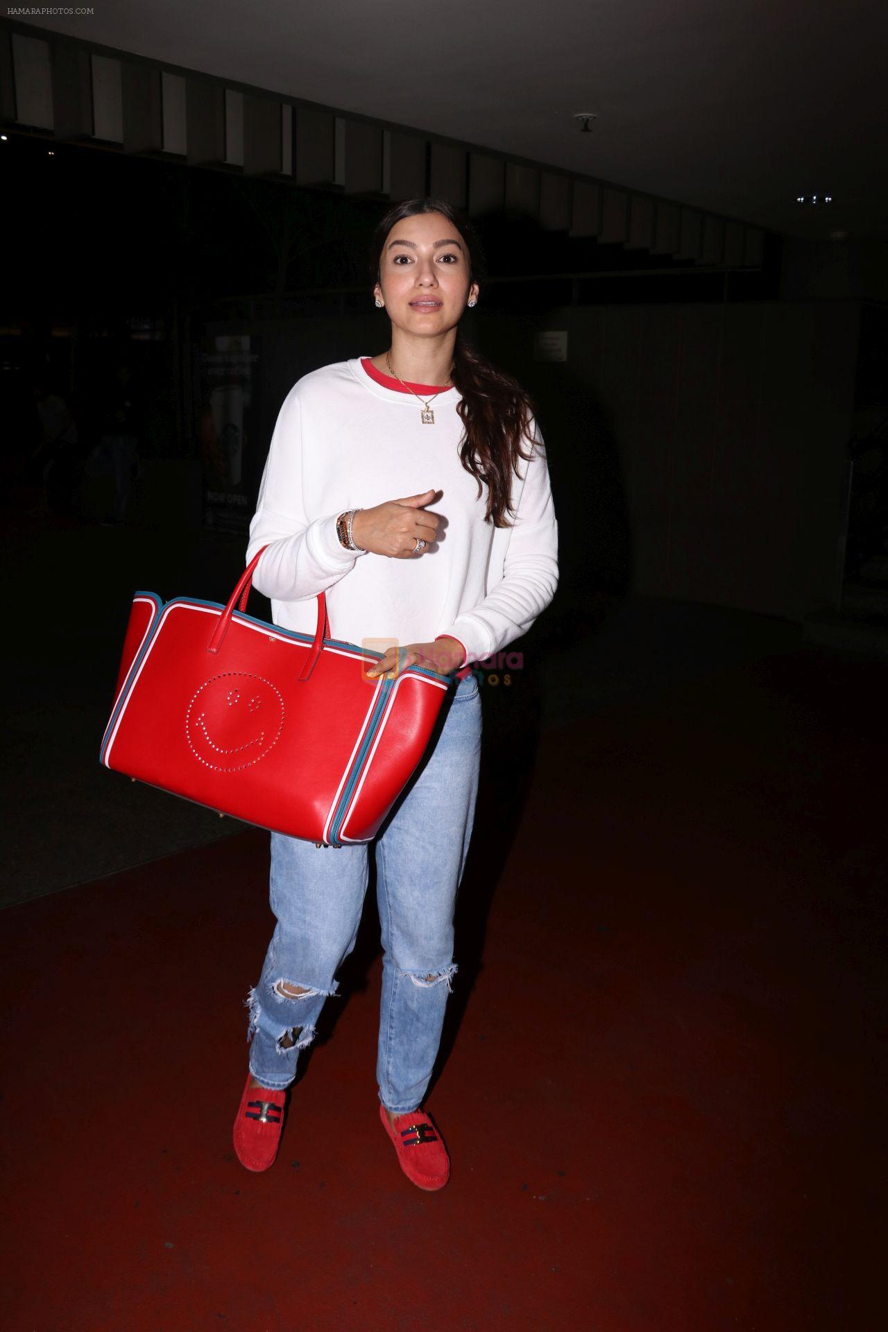 Gauhar Khan Spotted At Airport on 20th July 2017