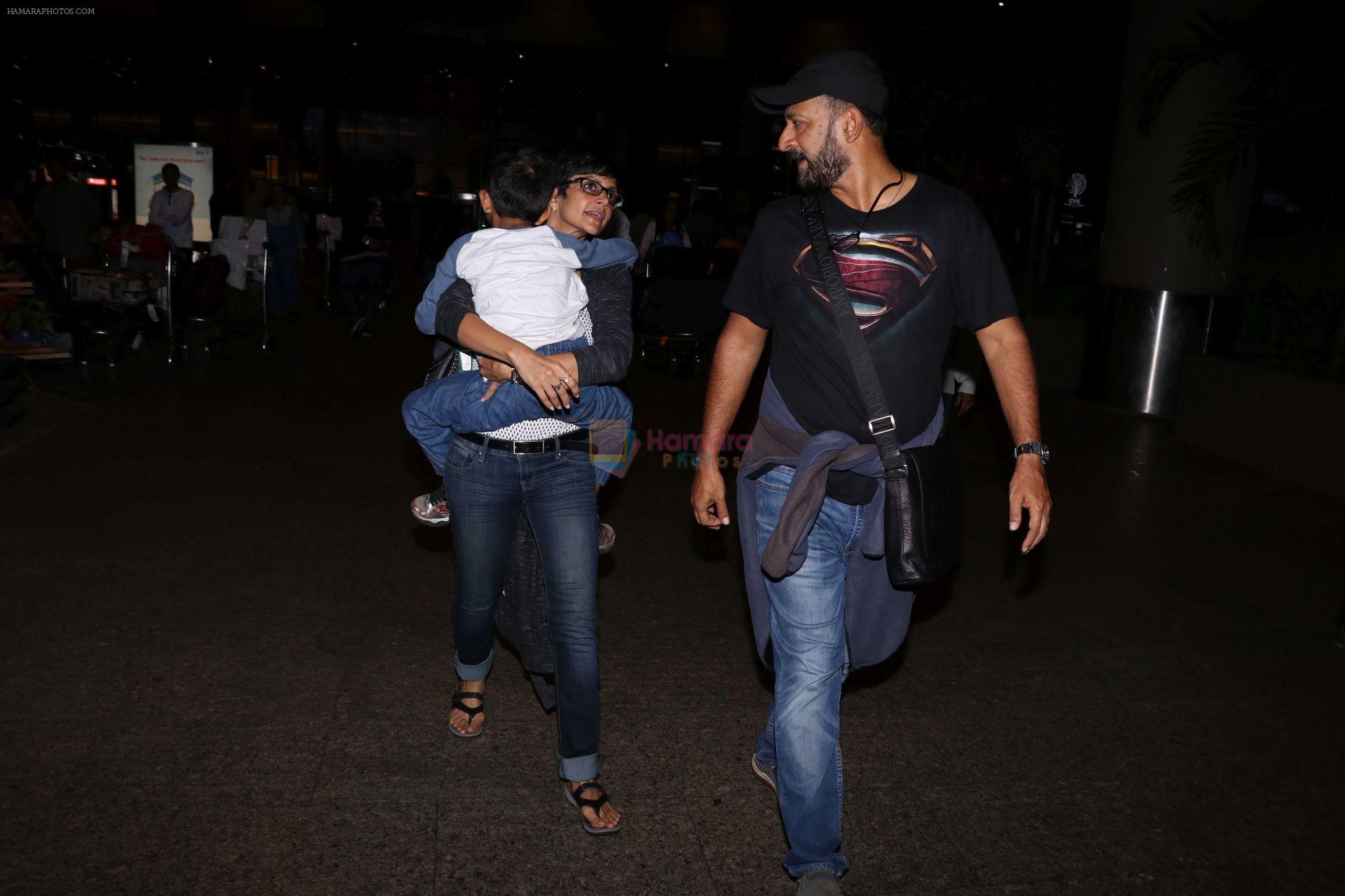 Mandira Bedi with son Vir and husband Raj Kaushal at Airport on 20th July 2017
