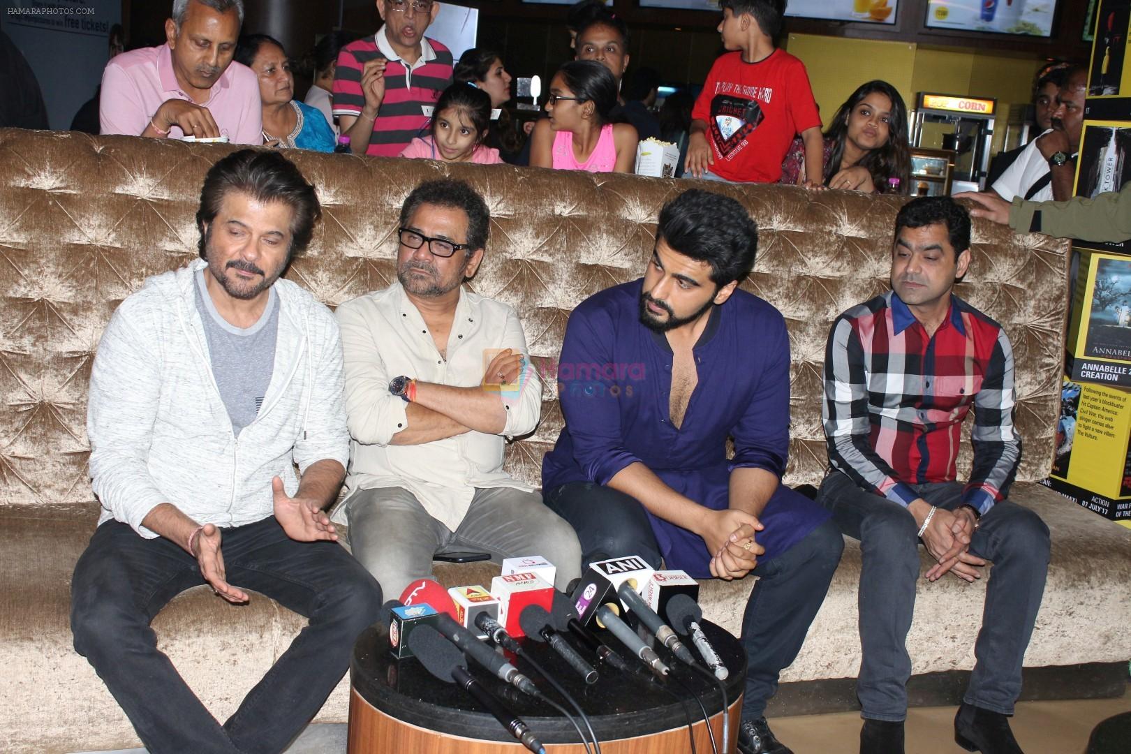 Arjun Kapoor, Anil Kapoor, Anees Bazmee Meet Fans At Gaiety Cinema on 28th July 2017