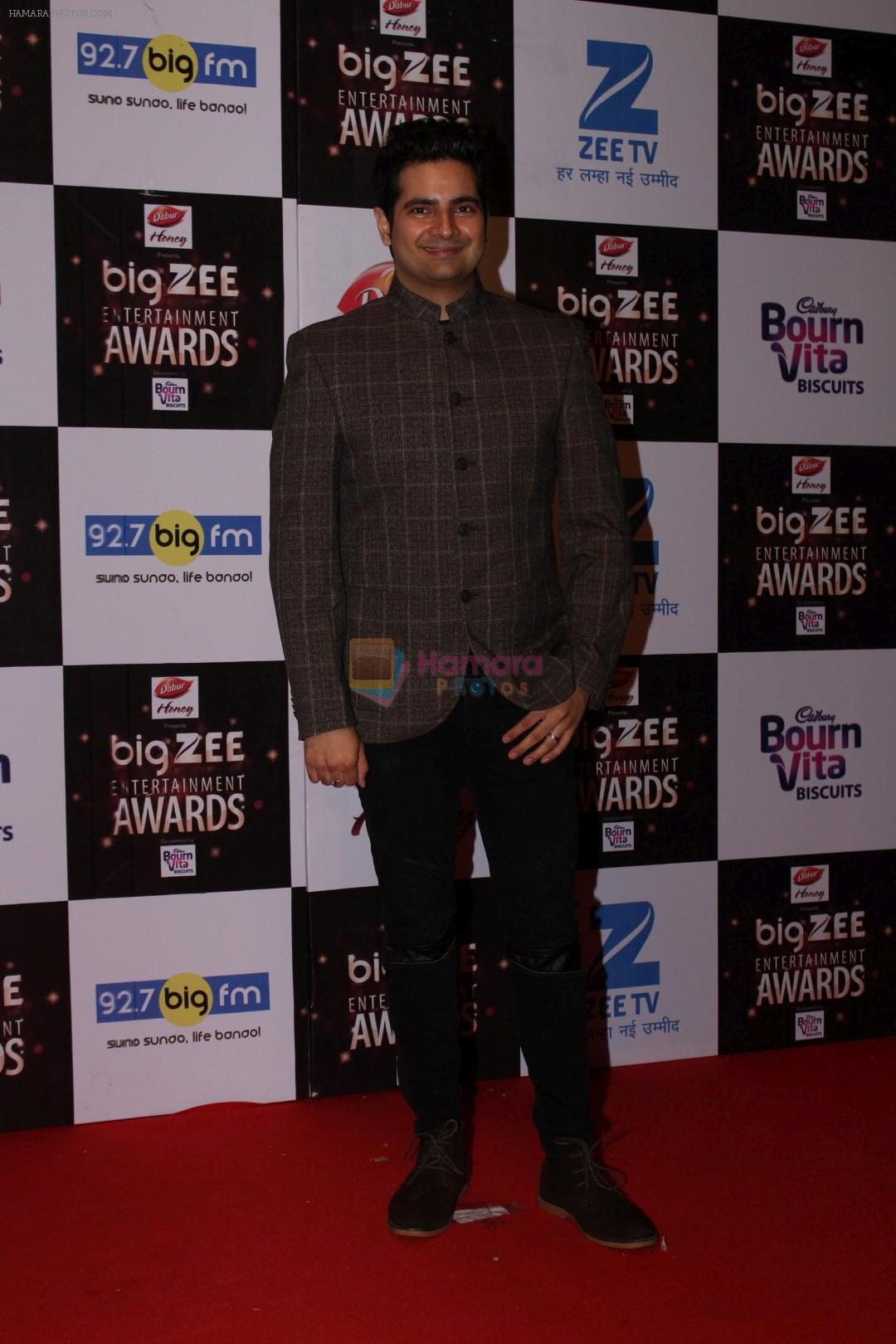 Karan Mehra At Red Carpet Of Big Zee Entertainment Awards 2017 on 29th July 2017