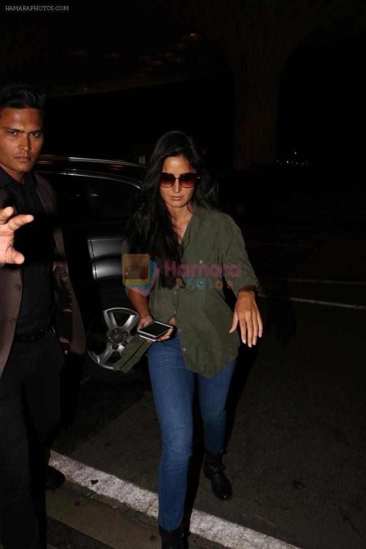 Katrina Kaif Spotted At Airport on 1st Aug 2017