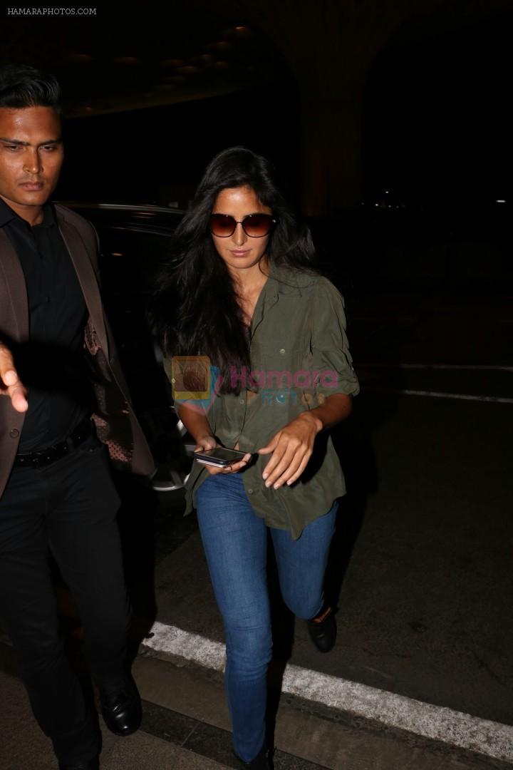 Katrina Kaif Spotted At Airport on 1st Aug 2017