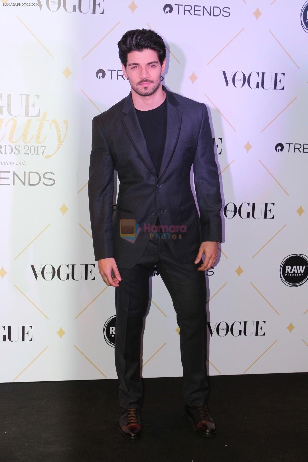 Sooraj Pancholi at The Red Carpet Of Vogue Beauty Awards 2017 on 2nd Aug 2017