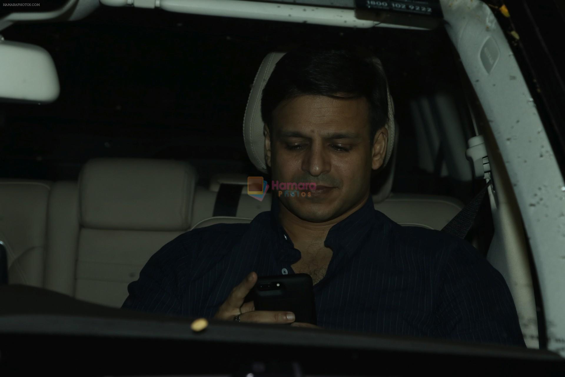 Vivek Oberoi Spotted Airport on 2nd Aug 2017