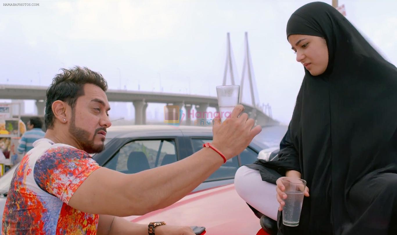 Aamir Khan, Zaira Wasim in film Secret Superstar