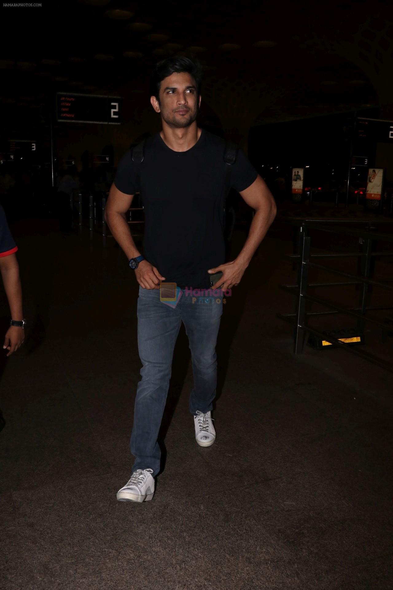 Sushant Singh Rajput Spotted At Airport on 10th Aug 2017