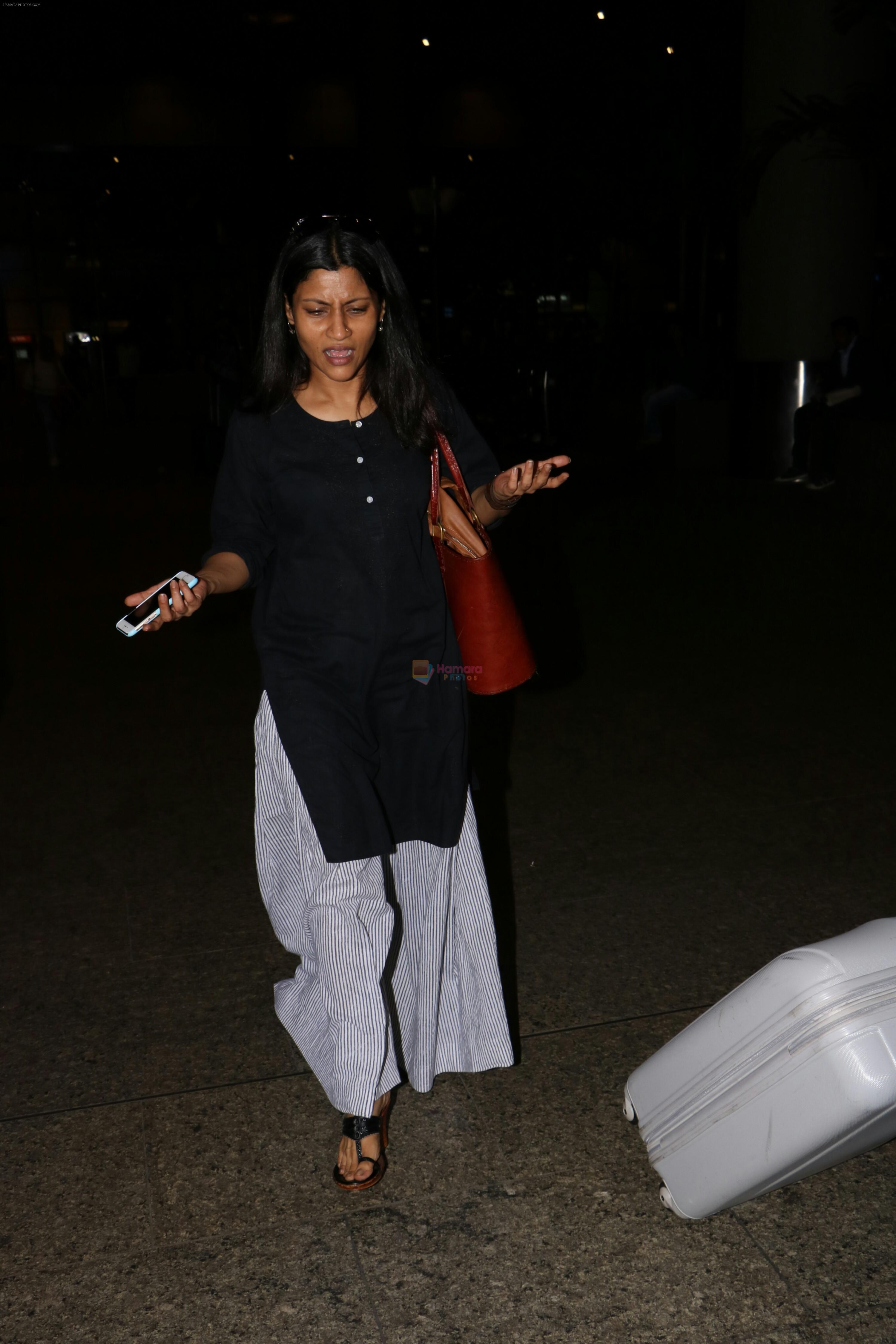 Konkona Sen Sharma Spotted At Airport on 21st Aug 2017