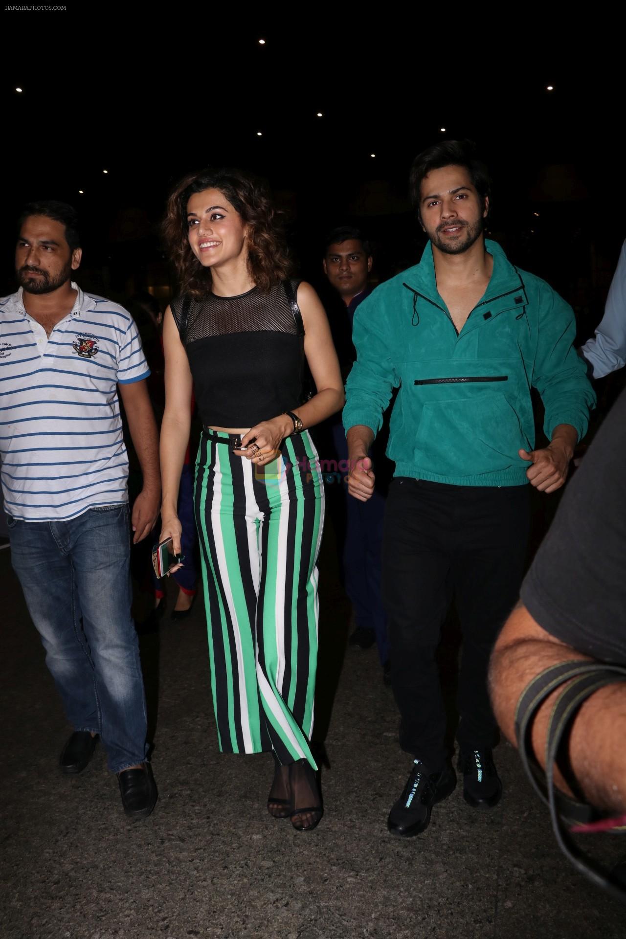 Varun Dhawan,Taapsee Pannu Spotted At Airport on 7th Sept 2017