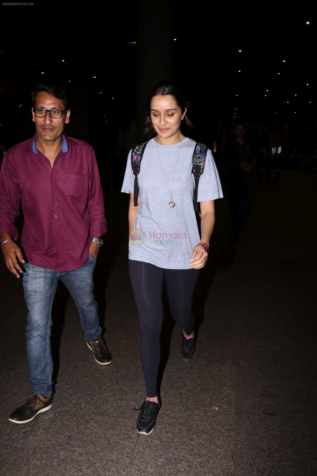 Shraddha Kapoor Spotted At Airport on 15th Sept 2017