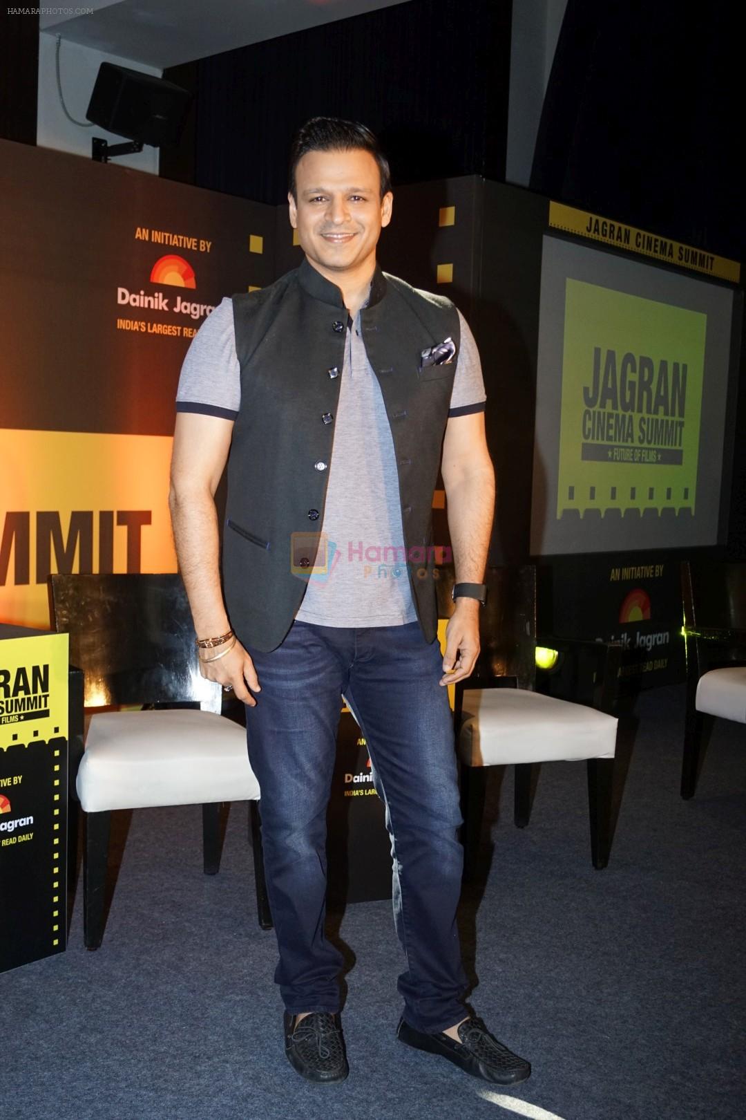 Vivek Oberoi at Jagran Cinema Host Summit To Discuss Future Of Films on 15th Sept 2017