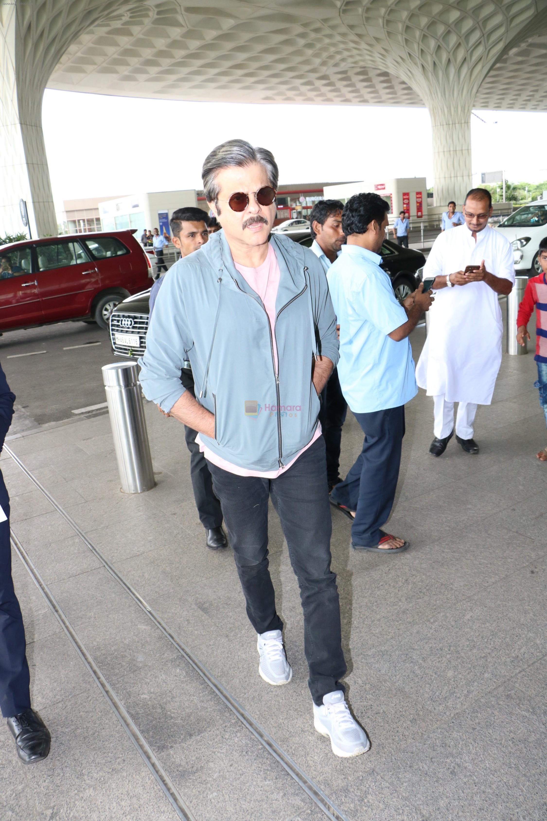 Anil Kapoor Spotted At Airport on 18th Sept 2017