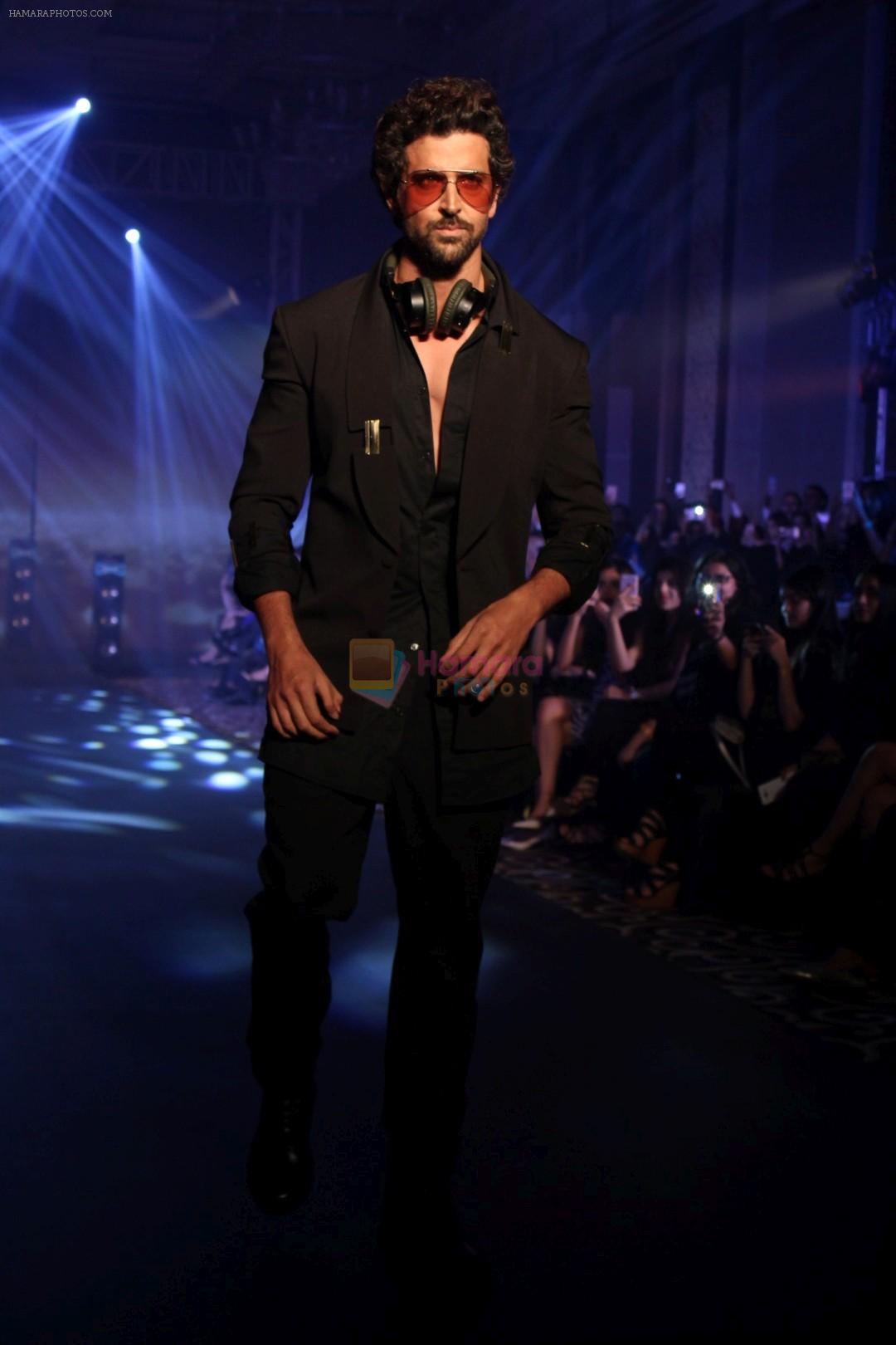 Hrithik Roshan at Tech Fashion Tour Season 3 on 20th Sept 2017