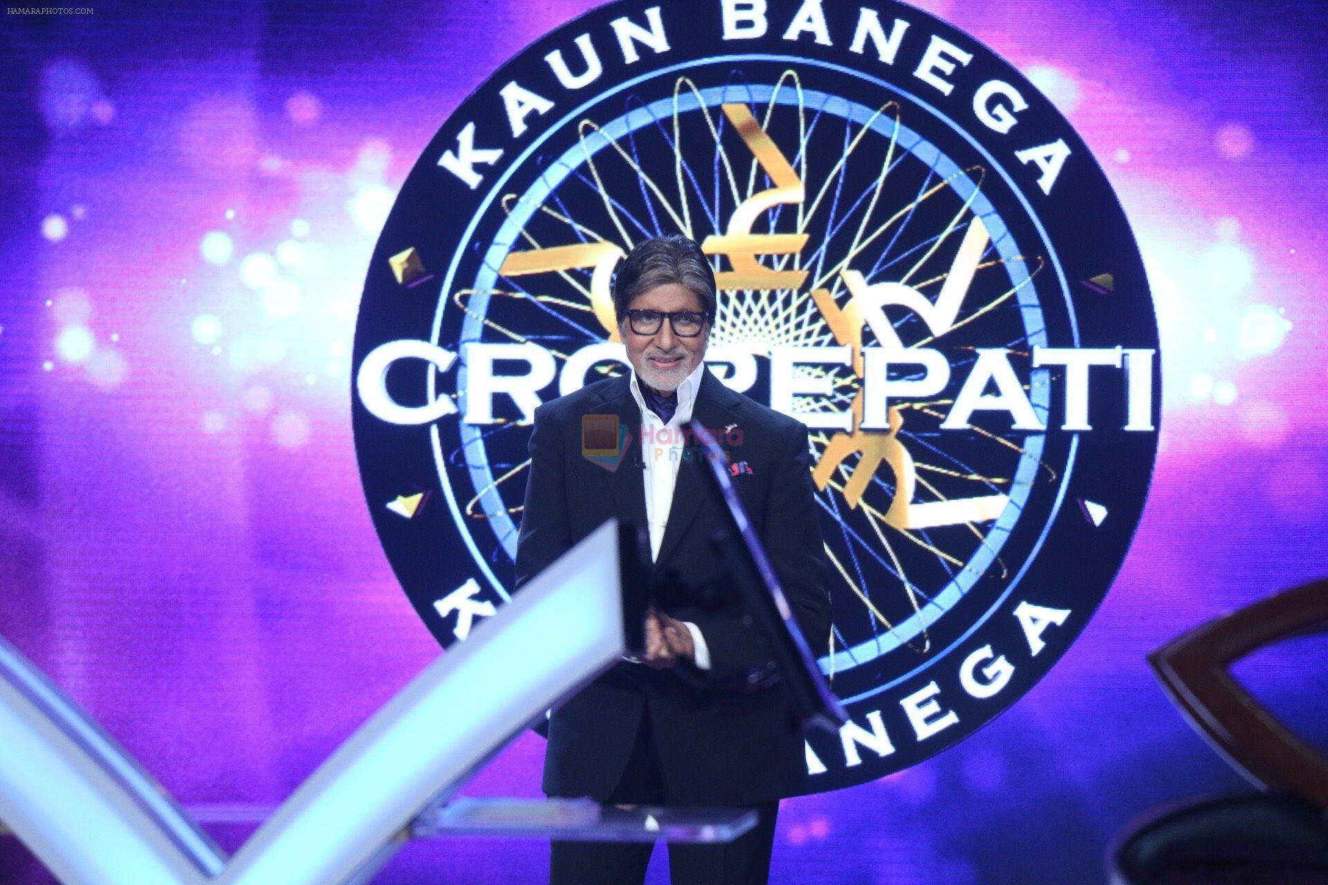 Amitabh Bachchan On Location Of KBC Season 9 on 29th Sept 2017