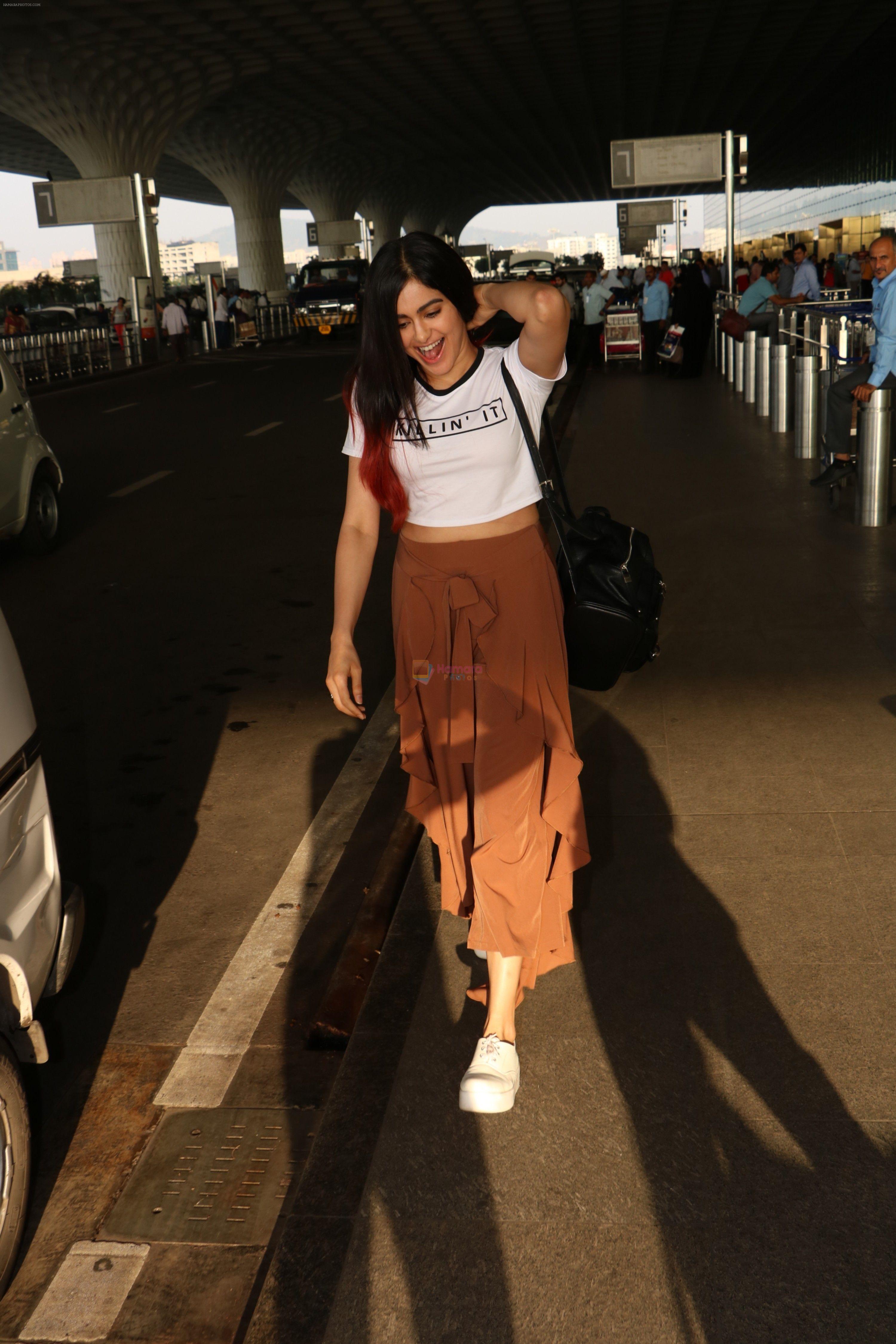 Adah Sharma Spotted At Airport on 3rd Oct 2017